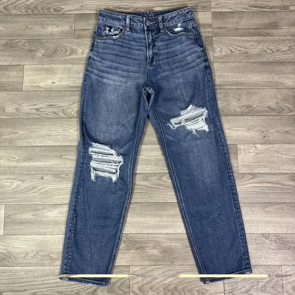 American Eagle Mom Straight Jeans High Rise Ripped Medium Wash sz 2 - Picture 2 of 8